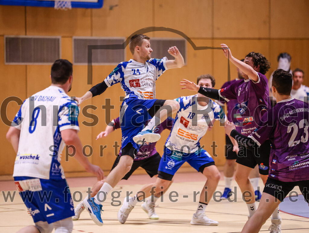 2024-11-24_089_SpVgg_Altenerding_gegen_ASV_Dachau | Erding, Deutschland, 24.11.2024:Handball, Bezirksoberliga Männer 2024 / 2025, 8. Spieltag, SpVgg Altenerding gegen ASV Dachau, Endergebnis: 30:23Felix Eckstein (ASV Dachau, #8), Finn Rohmert (ASV Dachau, #24), Moritz Deichl (ASV Dachau, #18), Jabob Köhler (SpVgg Altenerding, #6)Foto: Christian Riedel / fotografie-riedel.net