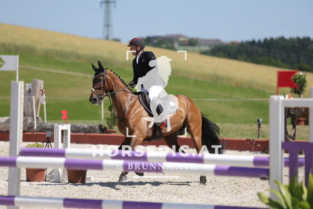 0P6A9735 | Willkommen bei Brunnmayr - Design & Fotografie – Ihrem Spezialisten für Reitturniere und Pferdeveranstaltungen in Oberösterreich, Salzburg und Bayern! Seit über 17 Jahren sind wir leidenschaftlich dabei.