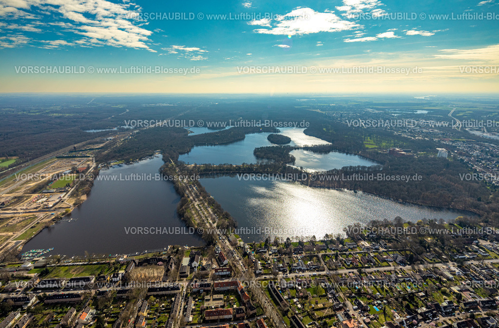 Duisburg240302881 | Luftbild, Sechs-Seen-Platte, Naherholungsgebiet, Wolken und blauer Himmel, Wedau, Duisburg, Ruhrgebiet, Nordrhein-Westfalen, Deutschland, Duisburg-S