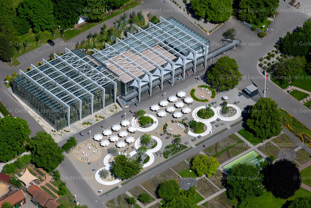 4045804 | ERFURT 14.06.2021 Wüsten- und Urwaldhaus " Danakil " im egapark im Ortsteil Hochheim in Erfurt im Bundesland Thüringen, Deutschland. Weiterführende Informationen bei: Bundesgartenschau Erfurt 2021 gemeinnützige GmbH,  Erfurter Garten- und Ausstellungs gemeinnützige GmbH,  Riedel Bau GmbH &amp; Co. KG,  SWE Stadtwerke Erfurt GmbH,  henchion+reuter. // Wuesten- and Urwaldhaus " Danakil " in egapark in the district Hochheim in Erfurt in the state Thuringia, Germany. Further information at: Bundesgartenschau Erfurt 2021 gemeinnuetzige GmbH,  Erfurter Garten- und Ausstellungs gemeinnuetzige GmbH,  Riedel Bau GmbH &amp; Co. KG,  SWE Stadtwerke Erfurt GmbH,  henchion+reuter. Foto: Gerhard Launer