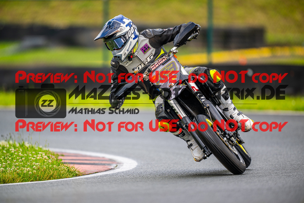 MaZZes_FotoMatrix_240621_6007705_1854 | BLAU