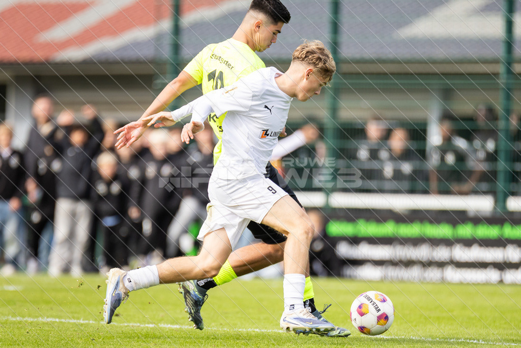 20251003_Picselweb-Fotografie_1R3_2561 | DFB Pokal 2. Runde, JFV A/O/B/H/H - SV Stuttgarter Kickers, Foto: Jörg Struwe - picselweb.de - Realisiert mit Pictrs.com