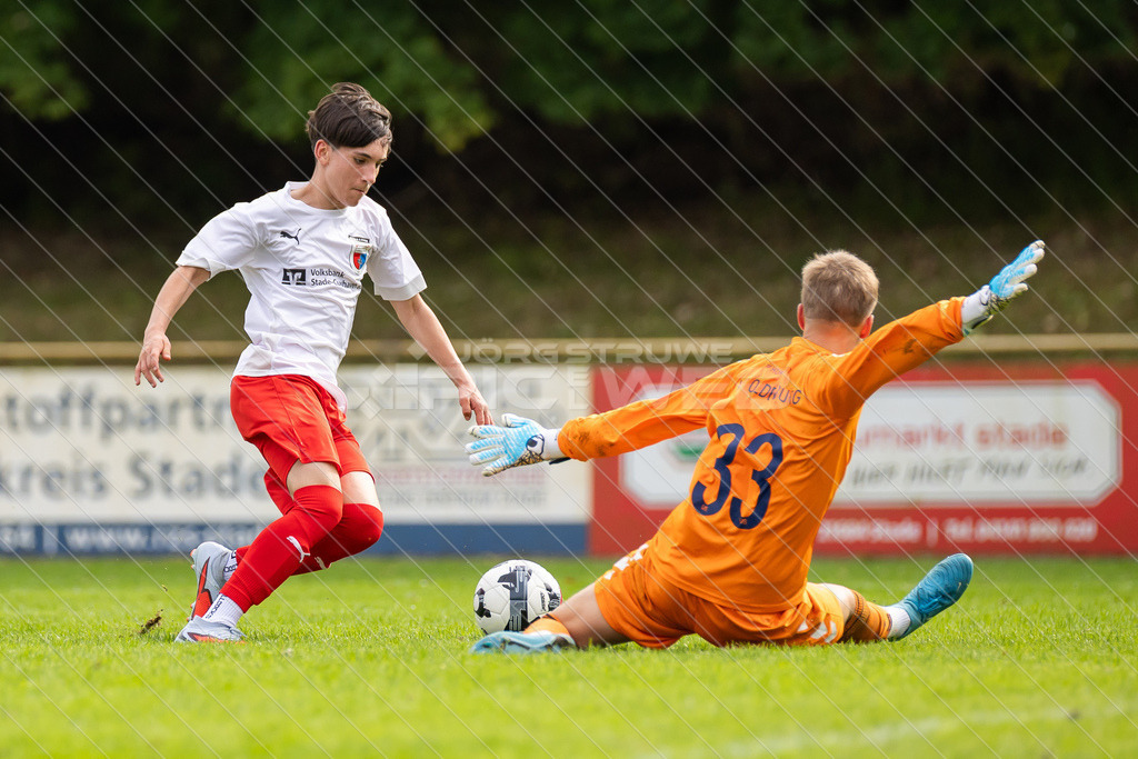 20250920_Picselweb-Fotografie_1R3_1777 | JFV D/A &amp; Stade - VfB Oldenburg0:1 VfB no70:2 VfB no70:3 VfB JFV Eigentor0:4 VfB no70:5 VfB no71:5 JFV no3 Jaric Jimenez-Voss2:5 JFV no9 Janko Sylvester3:5 JFV no16 Damian Elias Mihro Burekovic - Realisiert mit Pictrs.com