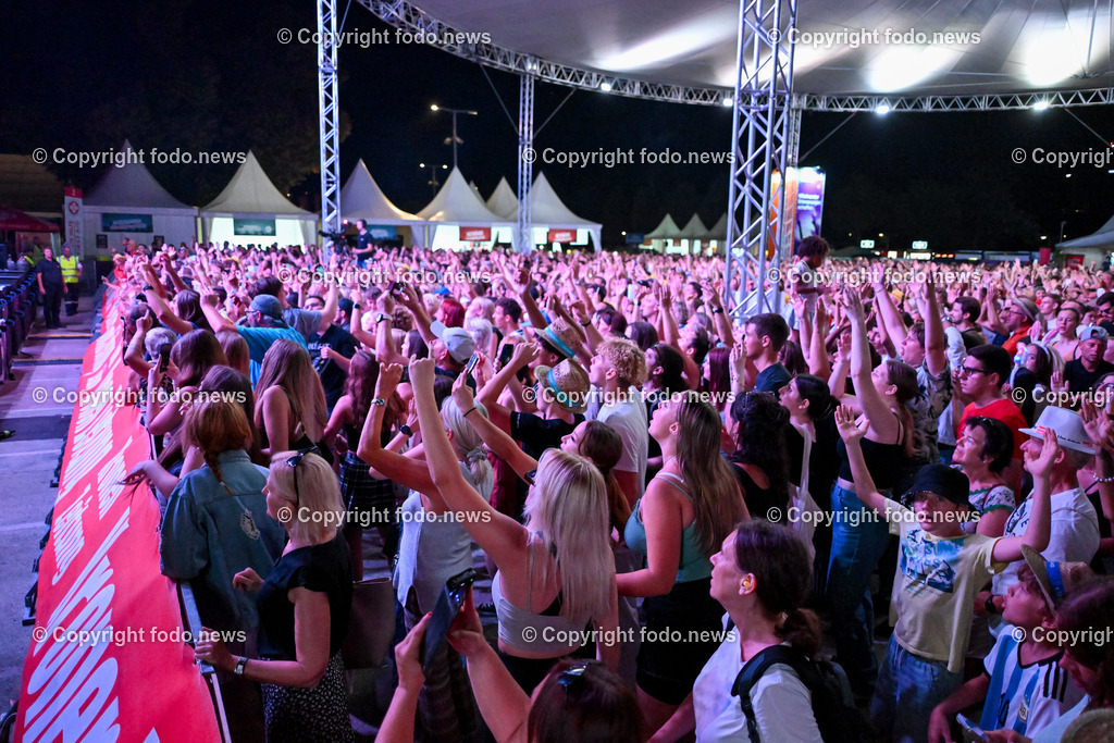 Linzer Kronefest 2023_ 19.08.2023-156 | 19.08.2023, Linzer Kronefest 2023, AUT, im Bild Linzer Kronefest 2023, Hauptbuehne

Ofenbach

Menschen, Besucher, Fans, Masse, Party, Stimmung