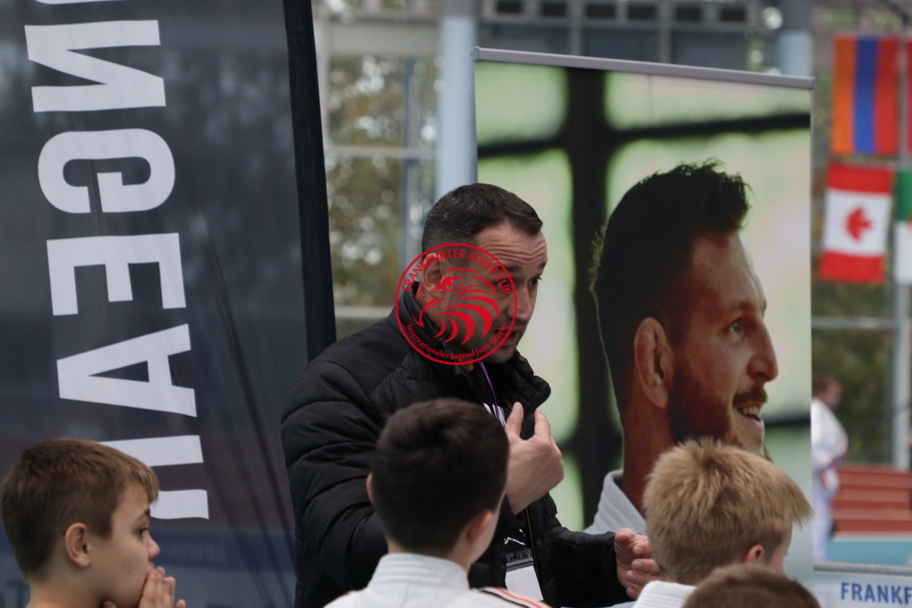 IMG_7595 | Fotos vom Adler Cup - Pictures from Adler Cup

Hier findet Ihr alle Eindrücke und großen Momente der Adler Cup Wochenenden. Here you will find all impressions and great moments of the Adler Cup weekends. - Realisiert mit Pictrs.com