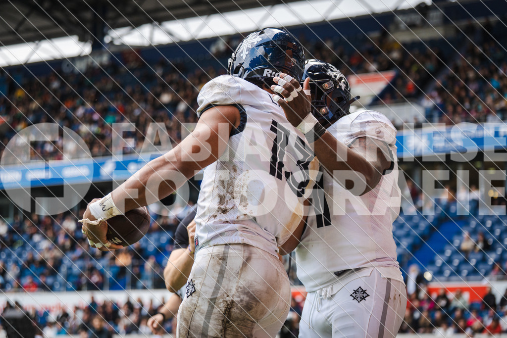 GER Rhein Fire vs. Paris Musketeers, Football, European League of Football, Spieltag 4, Saison 2025, 08.06.2025 | Florian Larose (Paris Musketeers, #13), GER Rhein Fire vs. Paris Musketeers, Football, European League of Football, Spieltag 4, Saison 2025, 08.06.2025Foto: Fabian Friese - Realisiert mit Pictrs.com