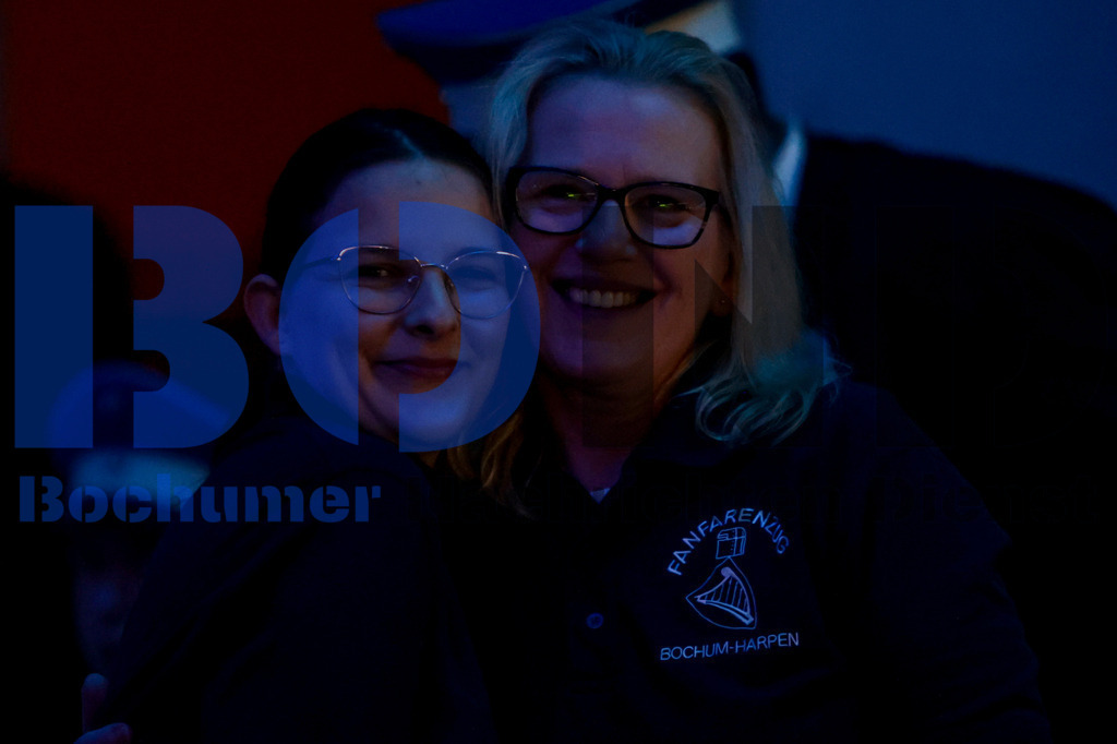 Maiabendfest 2024 {date} -  | {headline}



(Foto: Sebastian Sendlak / BOND)

 - Realisiert mit Pictrs.com