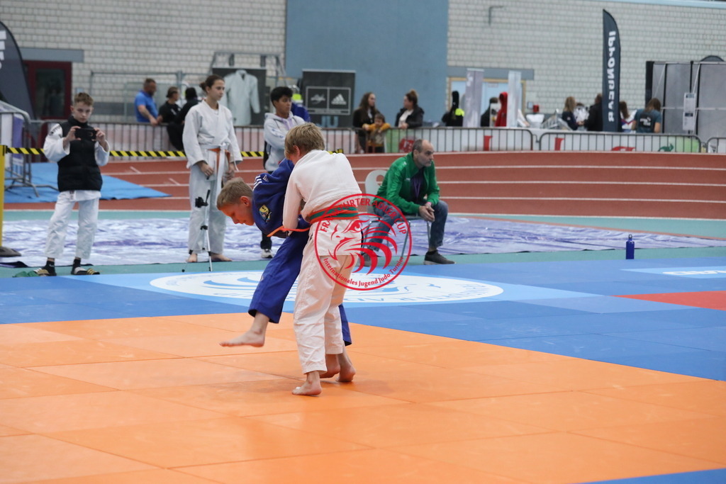 1J7A2345 | Fotos vom Adler Cup - Pictures from Adler Cup

Hier findet Ihr alle Eindrücke und großen Momente der Adler Cup Wochenenden. Here you will find all impressions and great moments of the Adler Cup weekends. - Realisiert mit Pictrs.com