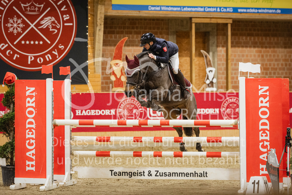 231118_PonyTrophy-270 | Deine schönsten Turniermomente als professionelle Fotos! Entdecke hochwertige Pferdesport-Fotografie im Online-Shop. Jetzt Fotos finden & bestellen!