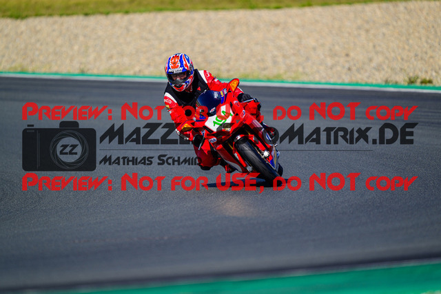 MaZZes_FotoMatrix_240724_6007705_2-34 | GRUEN