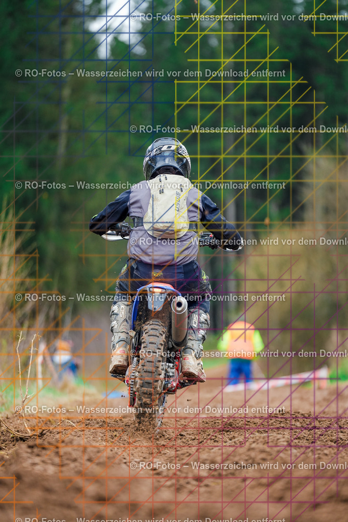 5 Lauf Mernes-410 | Sportfotografie von RO-Fotos: Motorsport, Motocross, Enduro, Laufveranstaltungen und Triathlon. Professionelle Fotos von Sportlern und Events. - Realisiert mit Pictrs.com