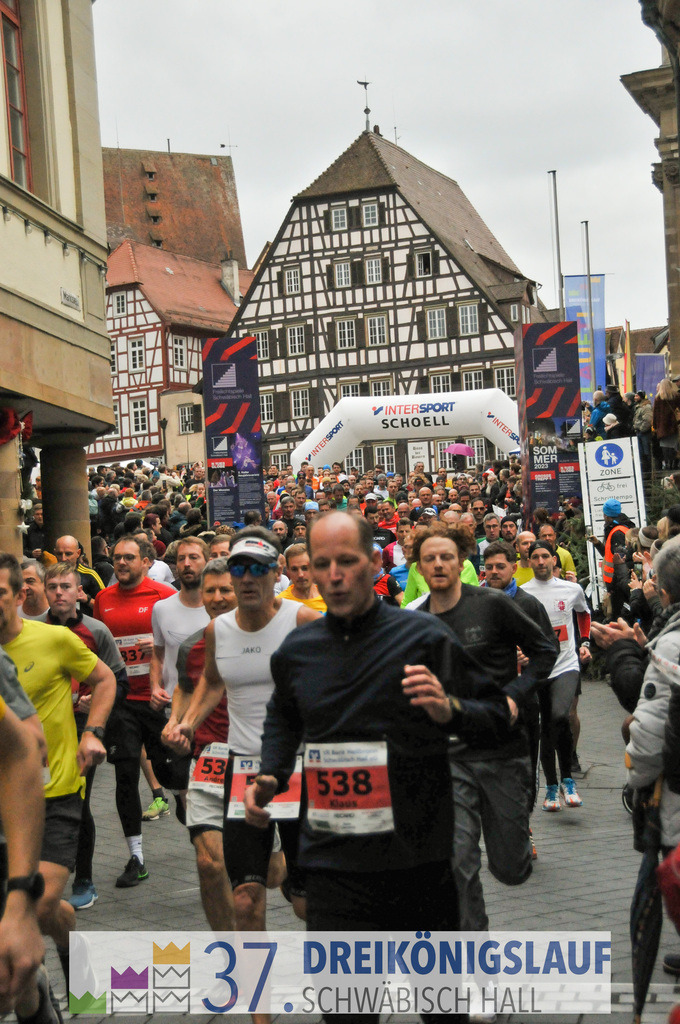 VR Bank Hauptlauf 10000m | 3 Koenigslauf 2023 - Realisiert mit Pictrs.com