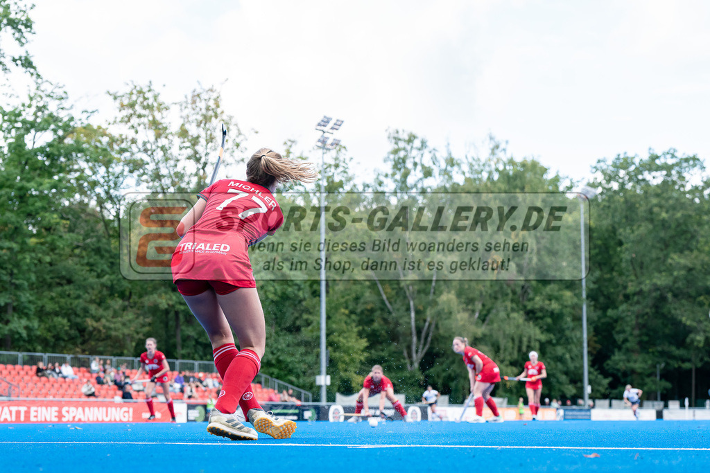 HK_20230923_902774 | 2. Bundesliga Damen Crefelder HTC - Hannover 78 am 23.9.2023 CHTC, Krefeld , Michler Nele ( Crefelder HTC #77 )