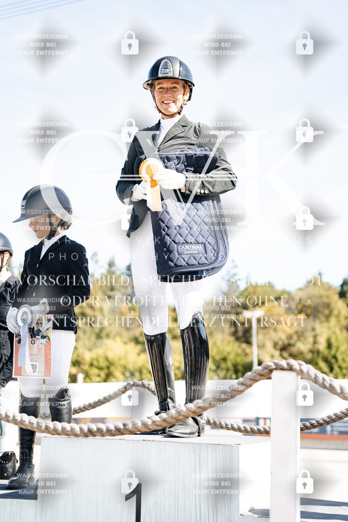 CK704913 | Turnierfotografie Pferdefotografie Trier Rheinland-Pfalz Pferdesport Reitsport Tierfotografie Sportfotografie Pferdevideo Pferdevideografie Equestrianvideography equestrianphotography  - Realisiert mit Pictrs.com