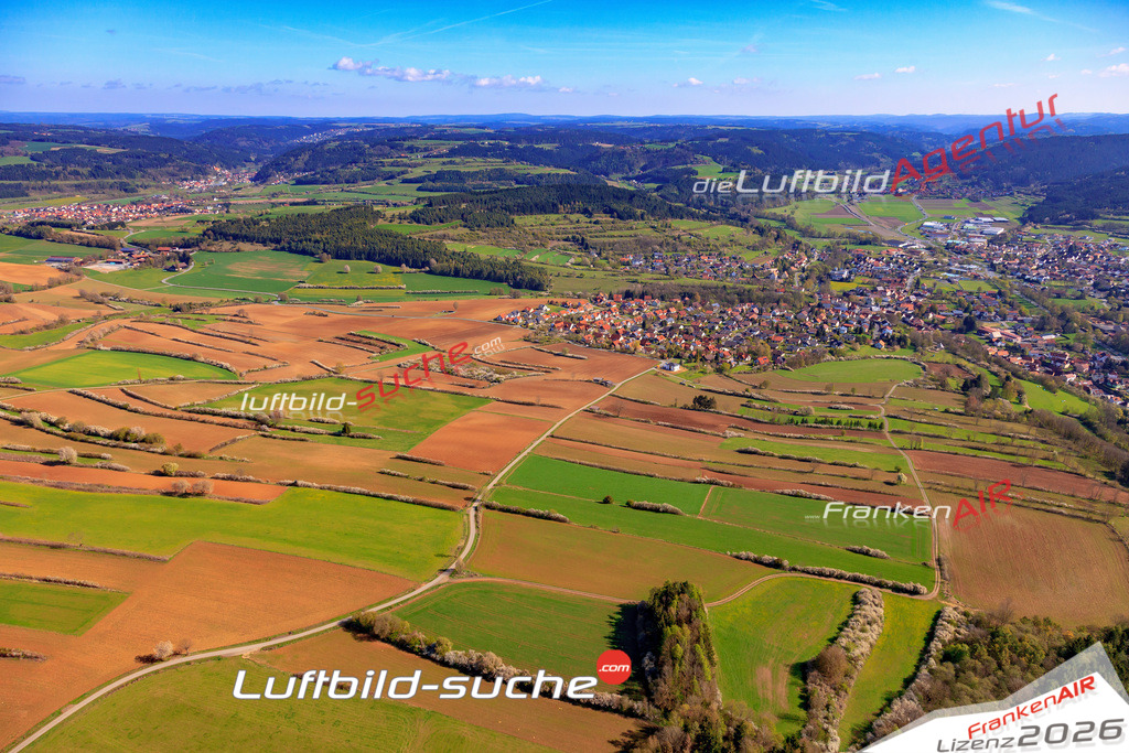 Die Luftaufnahme der Stadt Marktrodach wurde 2017 vom Flugzeug heraus erstellt ( keine Drohne )- hohe Auflösung für beste Qualität