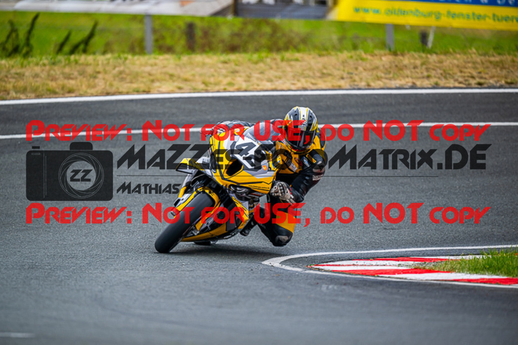 MaZZes_Fotomatrix_20230721_6007705_1343 | PRO SUPERSTOCK