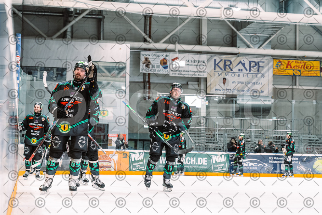 Alligators_vs_Peiting_25_11_2025-85 | Höchstadt Alligators Fotogalerie: Eishockey-Action aus Franken. Professionelle Spielfotos, Portraits & Stadionbilder zum Download. Jetzt entdecken! - Realisiert mit Pictrs.com