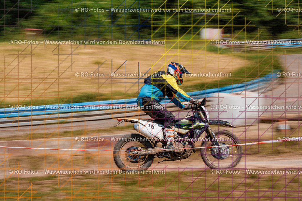 5 Lauf Schlüchtern IGE 2026-1285 | Sportfotografie von RO-Fotos: Motorsport, Motocross, Enduro, Laufveranstaltungen und Triathlon. Professionelle Fotos von Sportlern und Events. - Realisiert mit Pictrs.com