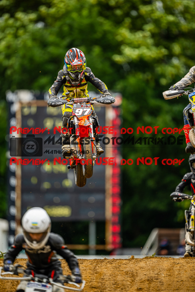 MaZZes_FotoMatrix_230701_3202 | ROOKIES