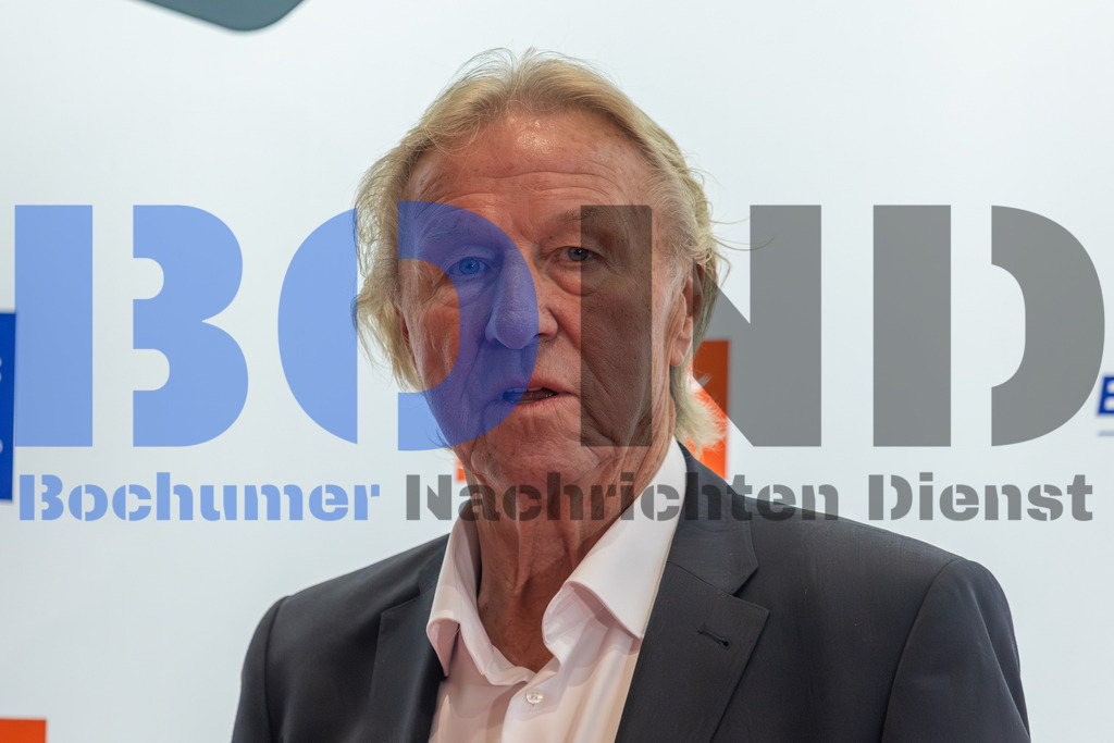 SES_HOFDFM20251006-7 | bond - Realisiert mit Pictrs.com