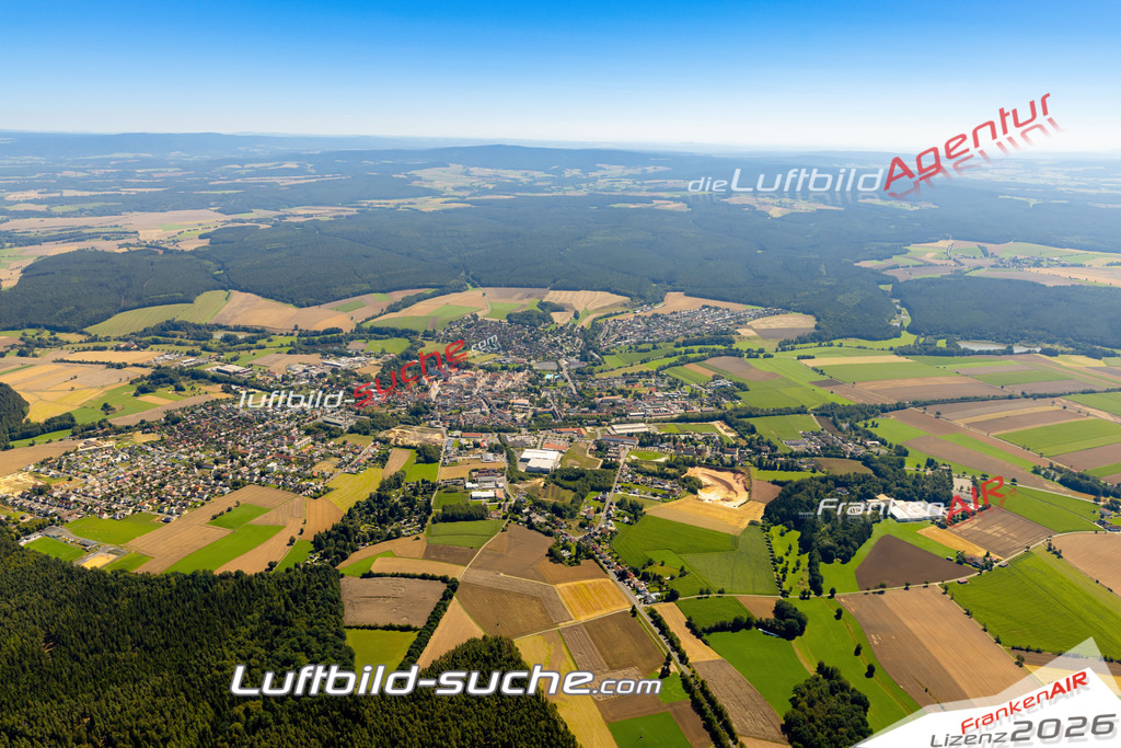 Das Luftbild zeigt :  Waldsassen - Die Luftaufnahme wurde 2023 vom UL-Flugzeug aus erstellt ( keine Drohne ) - Hochauflösende Luftaufnahme - Für grossformatige Ausdrucke geeignet. Die Geschenkidee !Mit Lizenz und Bildrechte bestellbar