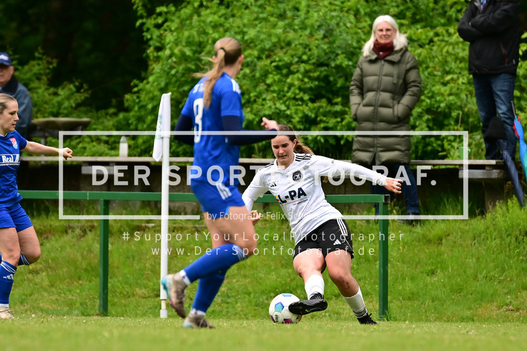 Fußball I Frauen I Saison 2025-2026 I Niedersachsen-Pokal I Halbfinale I FC Jesteburg-Bendestorf - SV TiMoNo I 190905 | Der Sportfotograf. - Realisiert mit Pictrs.com