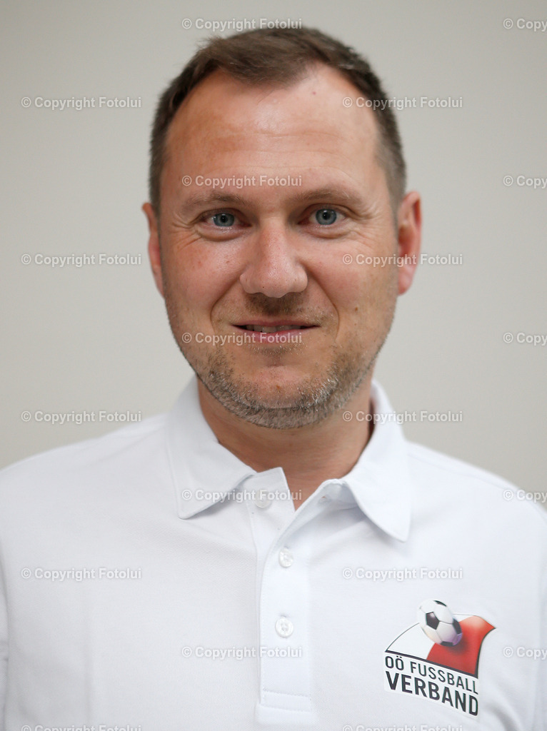 GRUPPENOBMAENNER_10 | bilder, linz, photo, foto, fussball, sport, fotolui, bundesliga