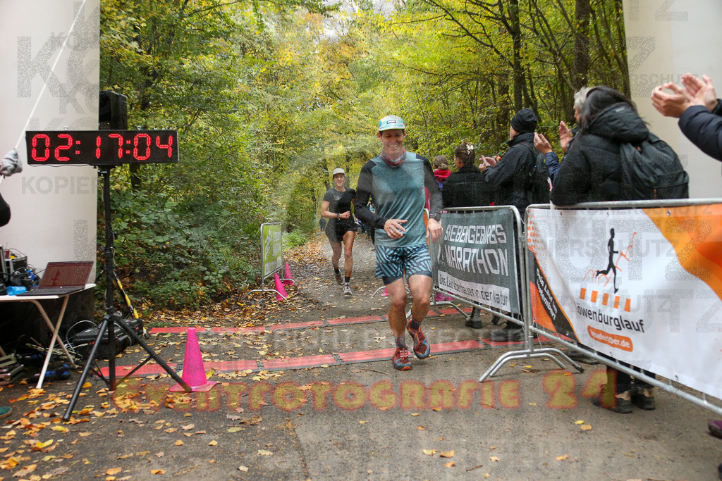 251026_1218_EX1_0056 | Sportfotografie im Rhein-Sieg Kreis, Köln, Bonn, NRW, Rheinland Pfalz, Hessen, etc. Unser Tätigkeitsfeld umfasst den Laufsport vom Volkslauf über den Marathon, Duathlon, Triathon bis zum Ultralauf wie Kölnpfad Ultra oder Schindertrail.