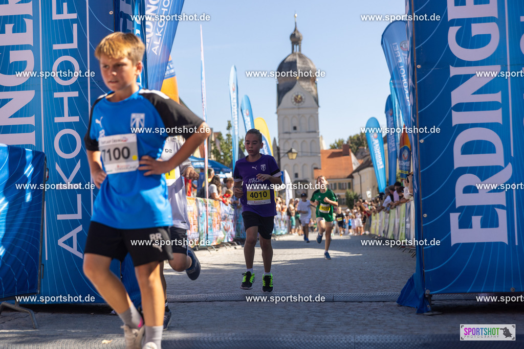 VJ__3436 | Stadtlauf Erding 2025 #stadtlauferding #erdingstadtlauf #stadtlauf_erding #laufmotivation #trisporterding #yourpictrs #sportshot_your_pictrs