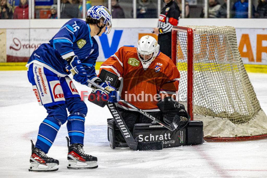 EC Peiting gegen SC Riessersee | Benefizspiel für Bad Bayersoien, EC Peiting gegen SC Riessersee,
,
2023-10-24 in Peiting (Eisstadion)

Copyright: WolfgangxLindner foto-lindner.de
