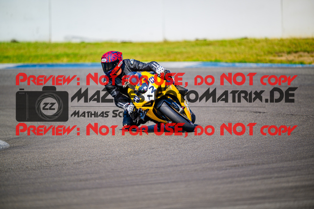 MaZZes_Fotomatrix_20250816_6007705_8821 | WEISS