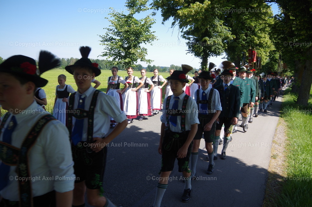 IMGP6322 | fotografiert von Axel PollmannLeonhardi Wallfahrt Benediktbeuern und Murnau, Fronleichnam, Fasching, Landschaft im Loisachtal und Benediktbeuern  - Realisiert mit Pictrs.com