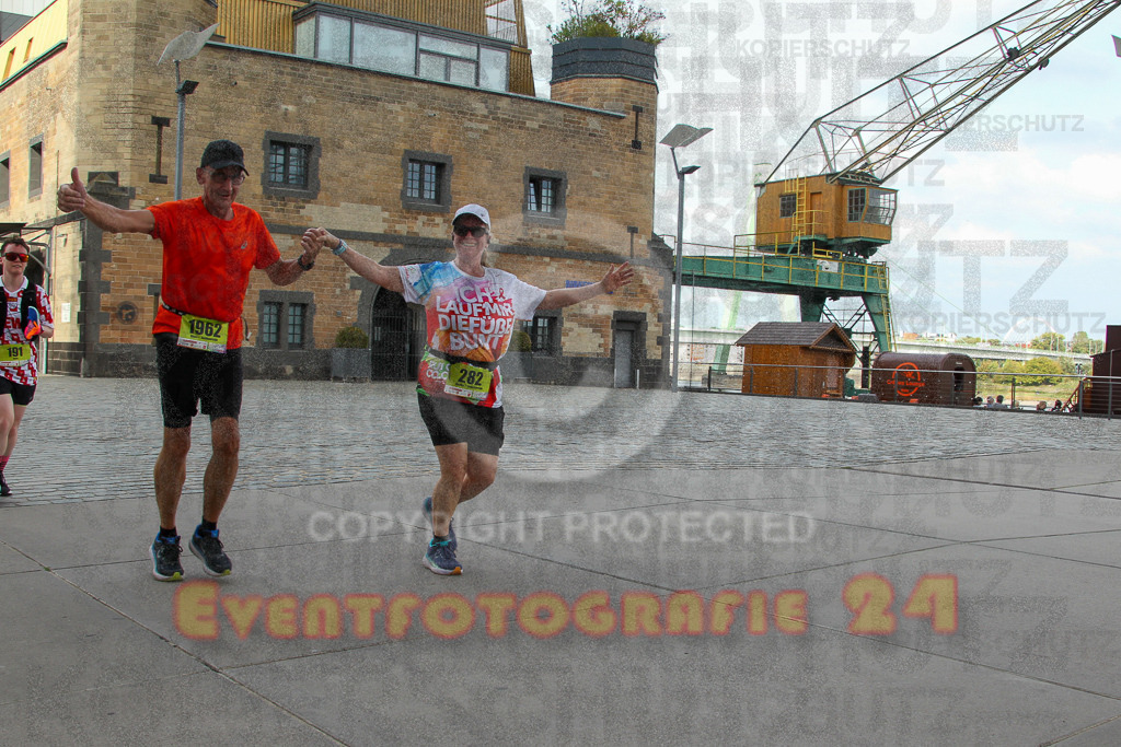 250920_1537_EV4_9315 | Sportfotografie im Rhein-Sieg Kreis, Köln, Bonn, NRW, Rheinland Pfalz, Hessen, etc. Unser Tätigkeitsfeld umfasst den Laufsport vom Volkslauf über den Marathon, Duathlon, Triathon bis zum Ultralauf wie Kölnpfad Ultra oder Schindertrail.
