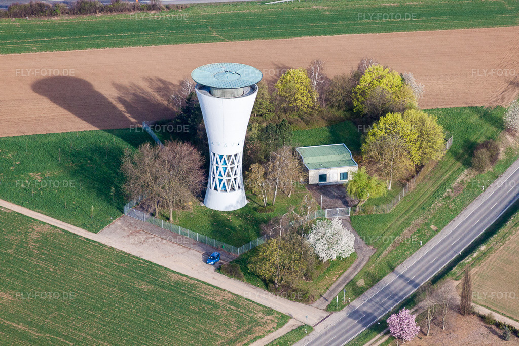 Luftbild: Bauwerk des Industriedenkmales Wasserturm in Möglingen im Bundesland Baden-Württemberg in Deutschland. Foto: IMG_39361.jpg vom 03.04.2011 durch Werner Riehm/FLY-FOTO.de