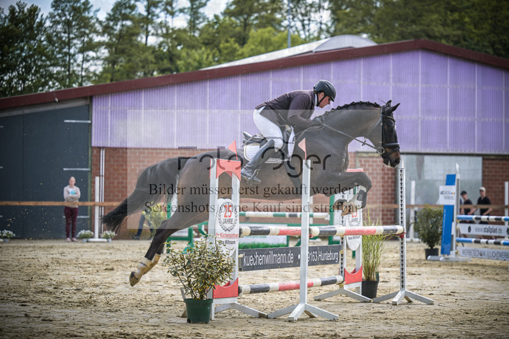 DOS_0824 | Entdecke hochwertige Reitturnierfotos von Foto Oger. Professionell, emotional und authentisch – jetzt Lieblingsmomente im Shop bestellen.Deutschlandweite Turnierfotografie. - Realisiert mit Pictrs.com