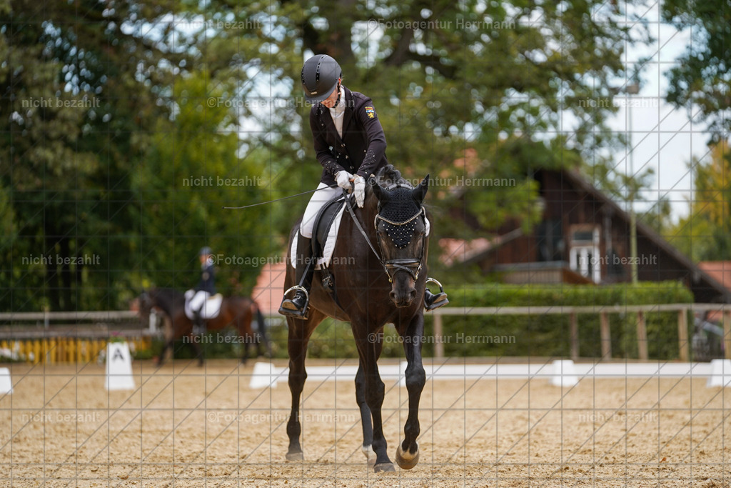 20231007-SN_00558 | Diessen am Ammersee, 2023, Dressur- und Springturnier, Reitsport, Turnierfotografie, Pferdebilder, Reitbilder, Turnierfotografen Bayern, Fotoagentur Herrmann