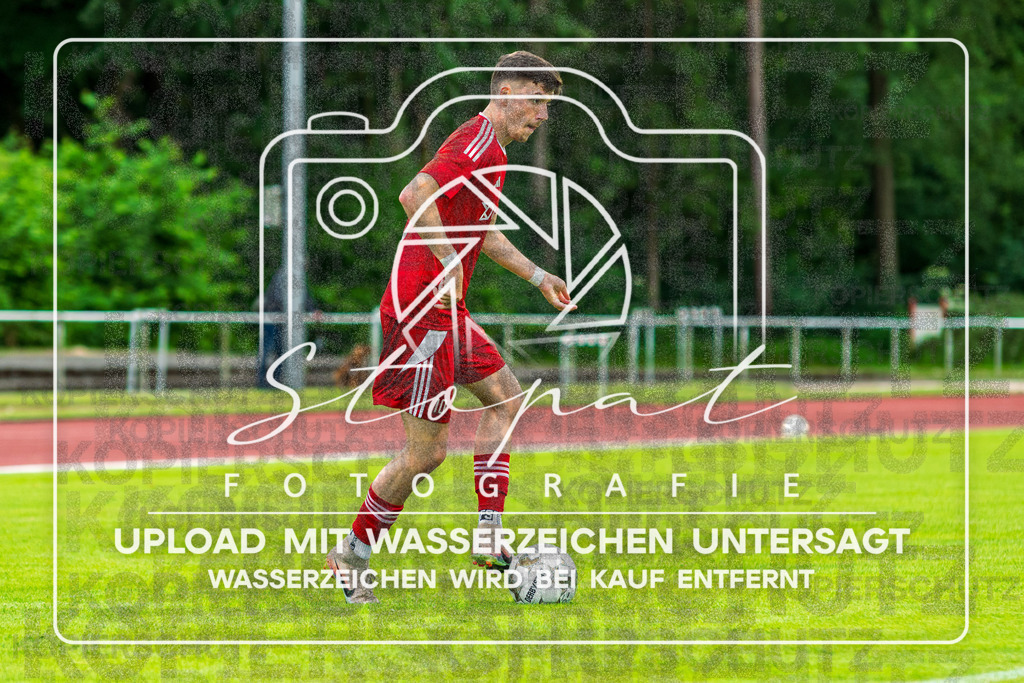 Landesliga Herren LG - TV Jahn Schneverdingen vs. MTV Eintracht Celle | Maurice Bahnemann (TV Jahn Schneverdingen #10); Landesliga Herren LG - TV Jahn Schneverdingen vs. MTV Eintracht Celle am 06.06.2026 in Osterwaldstadion, Schneverdingen - Realisiert mit Pictrs.com