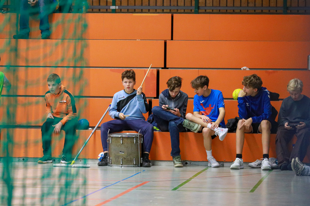 SVN_TvVoerde_021124_080 | Bildergalerie von Sport-Ereignissen aber auch von weiteren spannenden Dingen - nicht nur vom Niederrhein. In Anlehnung an den bekannten Spruch von Hanns Dieter Hüsch heißt das Motto: "Niederrhein ist überall".  - Realisiert mit Pictrs.com