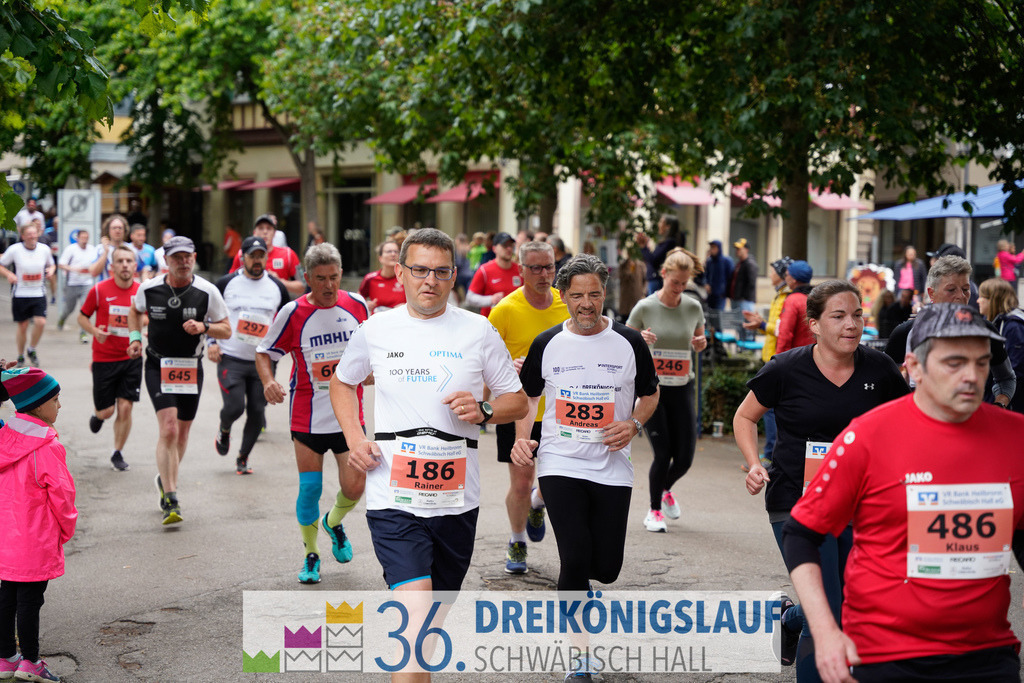 VR Bank Hauptlauf 10km | 3königslauf 2022 VR Bank Hauptlauf - Realisiert mit Pictrs.com