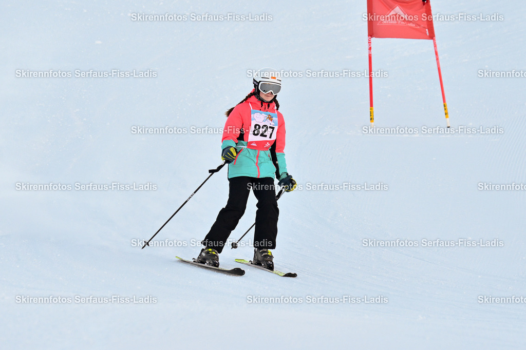 SRF_25.12.2025_0088 | Skirennfotos,Serfaus,Fiss,Ladis,Kinderskirennen,Winter,Tirol,Oberland,skirace,SFL,feelfree,weil wir's genießen,ski,Ski,skifahren,Sonnenplateau, - Realisiert mit Pictrs.com