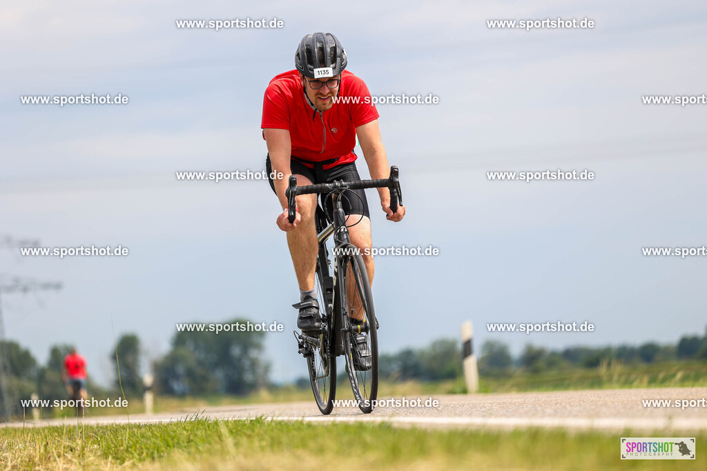 BR8A4993 | Stadttriathlon Erding 2025. #yourpictrs #sportshot_your_pictrs @Sportshotphotography #stadttriathlonerding Copyright: www.sportshot.de