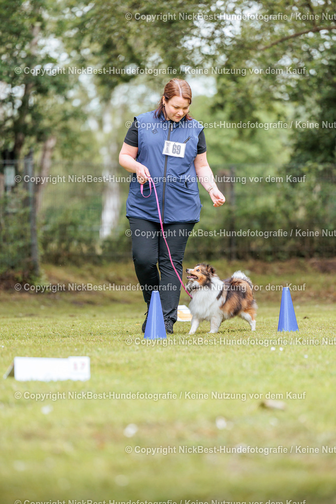 RO-Blumenthal-2026-Nickbest-Hundefotografie-2608 | Dein Hund! Dein Moment! Deine Erinnerungen! Hundefotografie in Bremen Blumenthal. Ich fange die besonderen Momente deines Vierbeiners ein – ob Indoor mit Blitzanlage oder in der freien Natur. Sicher dir dein Moment und dein Termin für eure Erinnerungen.