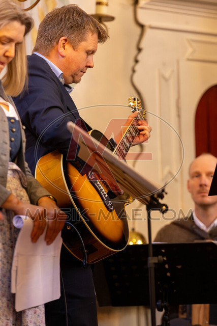 MAE-pic_526 | Der online Fotoshop des Inzeller Fotografen MAE - Marc Anton Eicher. Hier können Sie ihre Fotos und Stockfotos online bestellen als Download oder als Ausdruck, der ihnen bequem nach Hause geschickt wird.
Ihr Marc Anton Eicher - der Inzeller Fotograf - Realisiert mit Pictrs.com