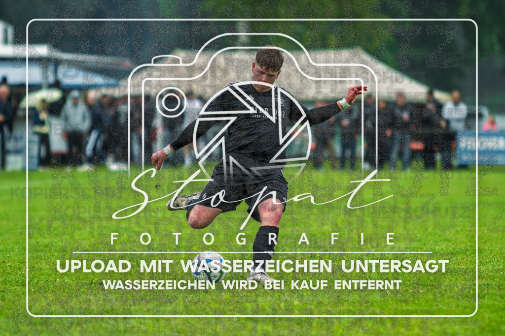 Final Kreispokal HK - Germania Walsrode vs. TSV Wietzendorf | Esben Krumwiede (TSV Wietzendorf #6); Finale Kreispokal HK - Germania Walsrode vs. TSV Wietzendorf am 07.06.2026 in Sportplatz Alter Schulweg, Schülern - Realisiert mit Pictrs.com