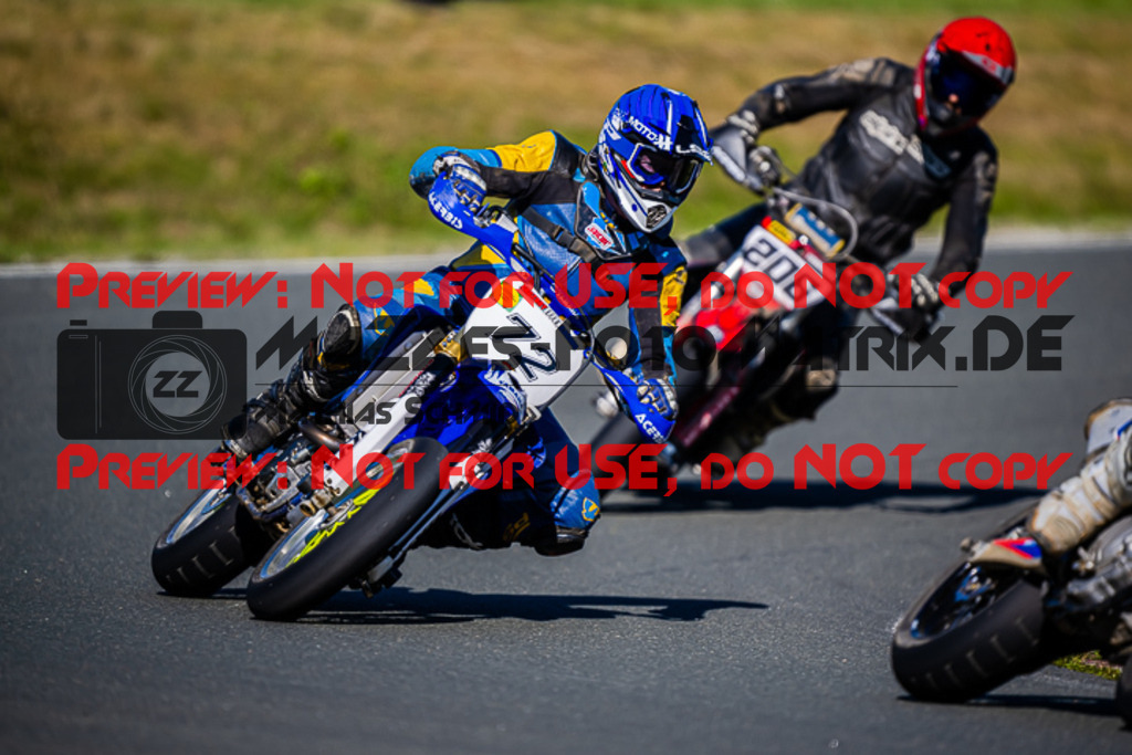 MaZZes_FotoMatrix_220904_7125 | S4