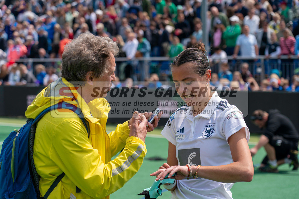 Final4_20240519-1309-0016 | Bonn, Deutschland, 19.05.2024:  in Aktion waehrend des Spiels der Deutsche Feldhockey-Meisterschaften 2024 zwischen Final 4 Damen Finale Düsseldorfer HC - Mannheimer HC im Bonner THV am 19.05.2024 in Bonn, Deutschland. (Foto von Stephan Fehrmann)

Bonn, Germany, 19.05.2024:  in action during the game of Deutsche Feldhockey-Meisterschaften 2024 between Final 4 Damen Finale Düsseldorfer HC - Mannheimer HC in Bonner THV at 19.05.2024 in Bonn, Deutschland. (Foto from Stephan Fehrmann)