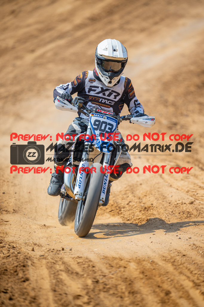 MaZZes-Fotomatrix-20260816-615378 | ROOKIES