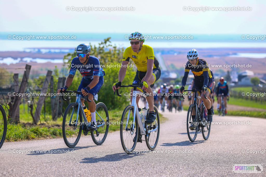 TRA_0708 | Neusiedlersee Radmarathon 2026@sportshot_your_pictrs #yourpictures#roadtowm2029 #nrm #neusiedlerseeradmarathon #neusiedlersee #neusiedlerseetourismus #burgenland #mörbisch #nrm26 #burgenlandtourismus #voglundco #poweredbyburgenlandtourismus #radsport #rad #marathon #ucigranfondo #visitburgenland #ucigranfondoworldseries