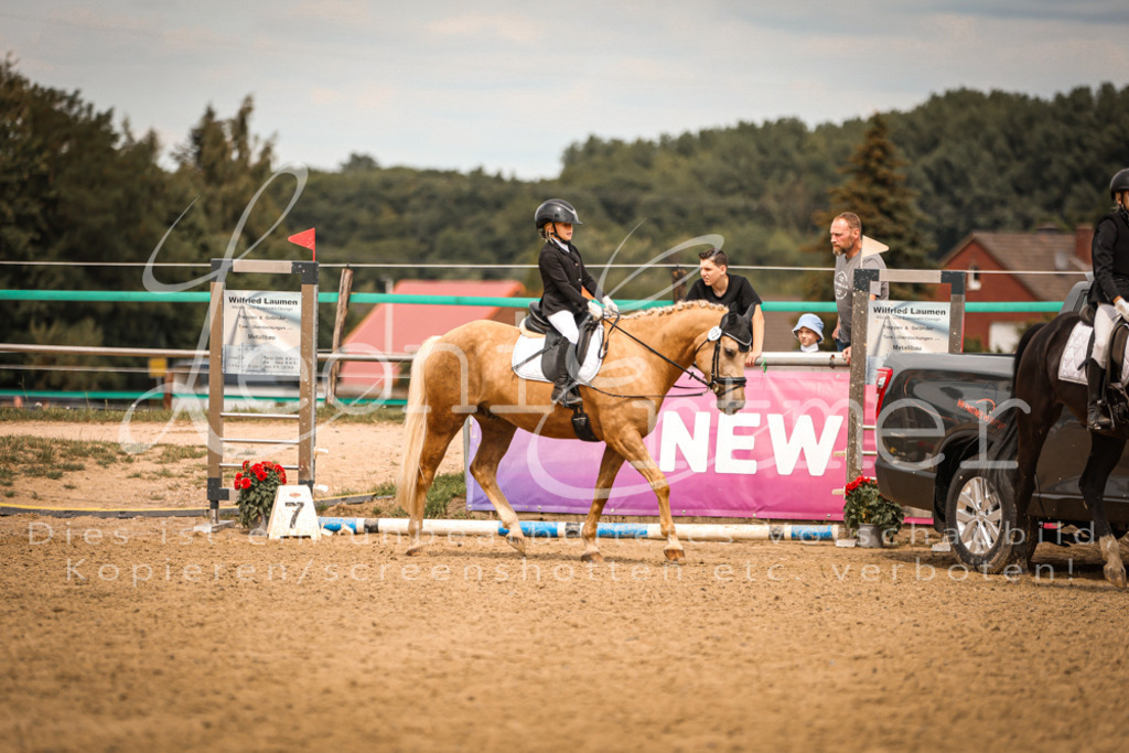 02.SoRWB00204 | Leoni Ertmer Photography - Realisiert mit Pictrs.com