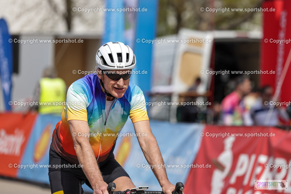 VJ__9636 | Neusiedlersee Radmarathon 2026@sportshot_your_pictrs #yourpictures#roadtowm2029 #nrm #neusiedlerseeradmarathon #neusiedlersee #neusiedlerseetourismus #burgenland #mörbisch #nrm26 #burgenlandtourismus #voglundco #poweredbyburgenlandtourismus #radsport #rad #marathon #ucigranfondo #visitburgenland #ucigranfondoworldseries